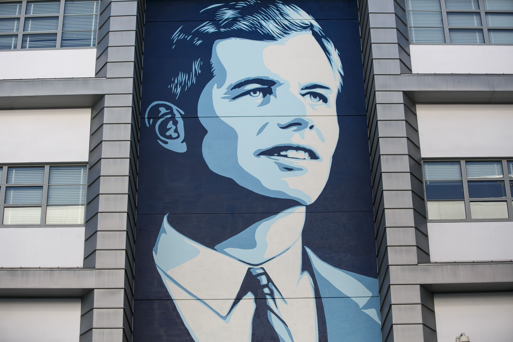 33. RFK